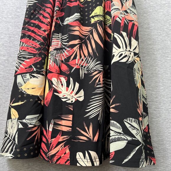 BNWT /Dina Weis /Floral Print Dresses /Sexy V Neck / Adj-Straps / Medium - Picture 2 of 9